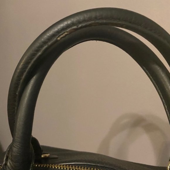 Black leather Tory Burch satchel - Picture 4 of 7